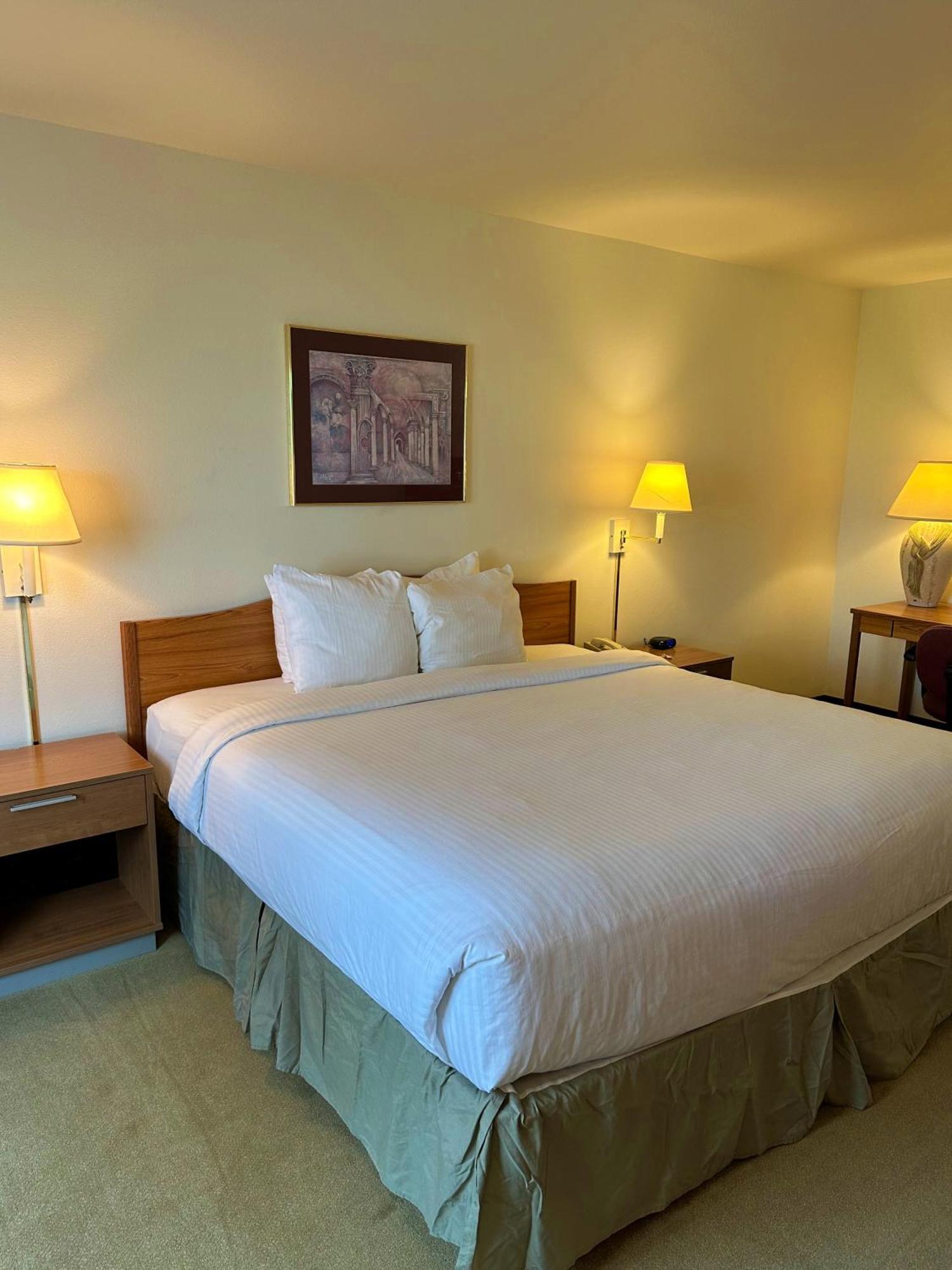 Peppermill Empress Inn Centralia Eksteriør billede