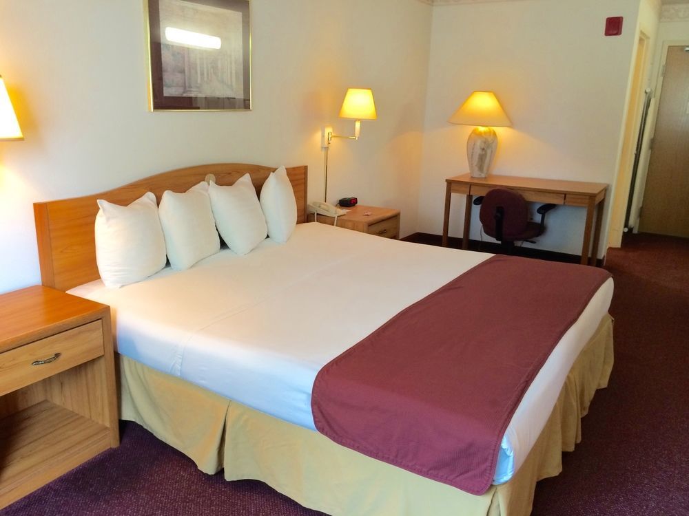 Peppermill Empress Inn Centralia Eksteriør billede